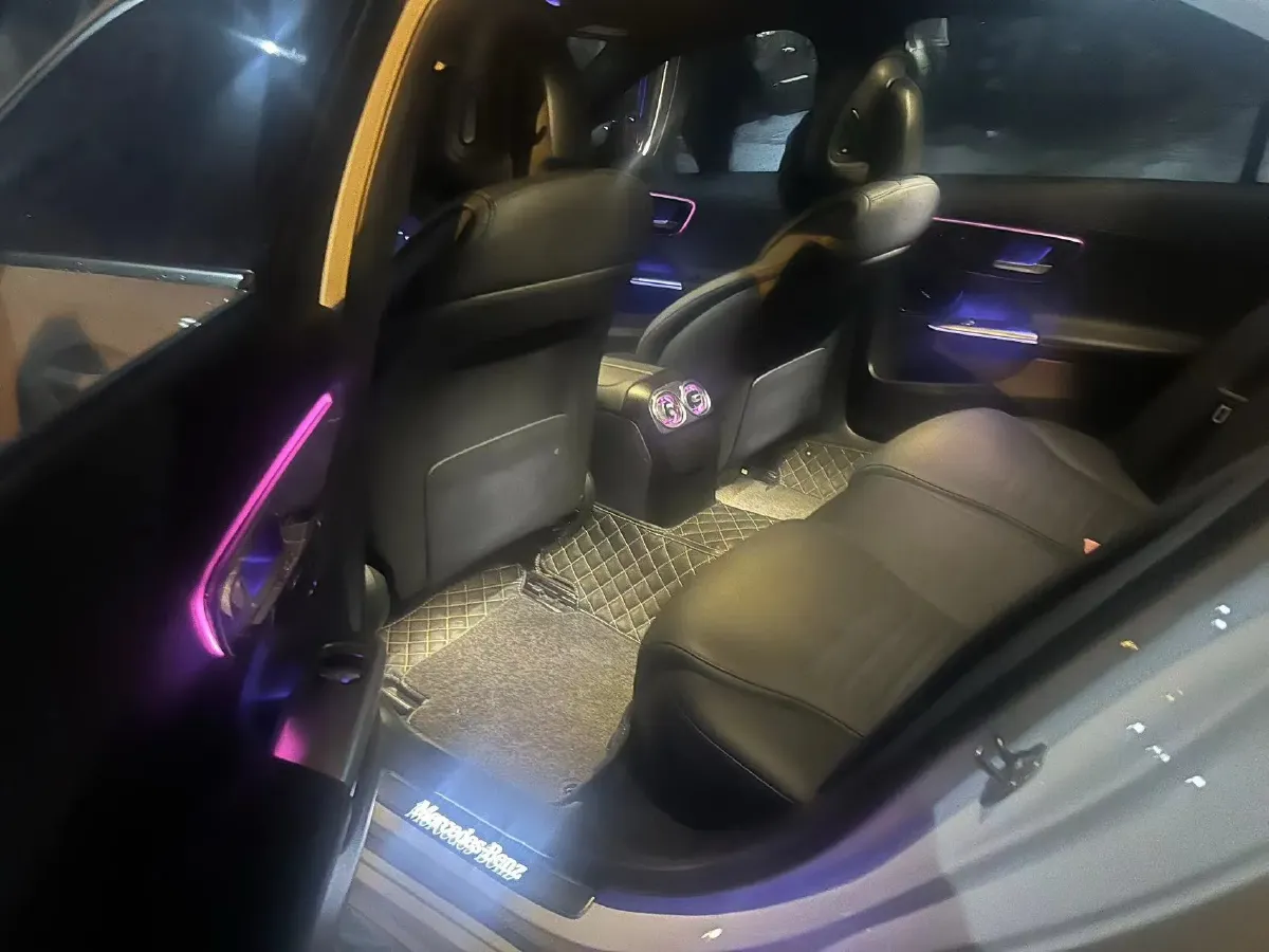 2024 Mercedes-Benz C Class 1.5T 204HP L4 9AT,autocango,china used car exporter,china ev exporter,chinese used car exporter,chinese used ev exporter