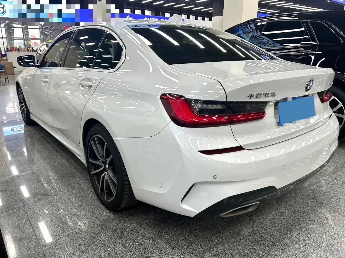 2020 BMW 3 Series 2.0T 156HP L4 8AT,autocango,china used car exporter,china ev exporter,chinese used car exporter,chinese used ev exporter