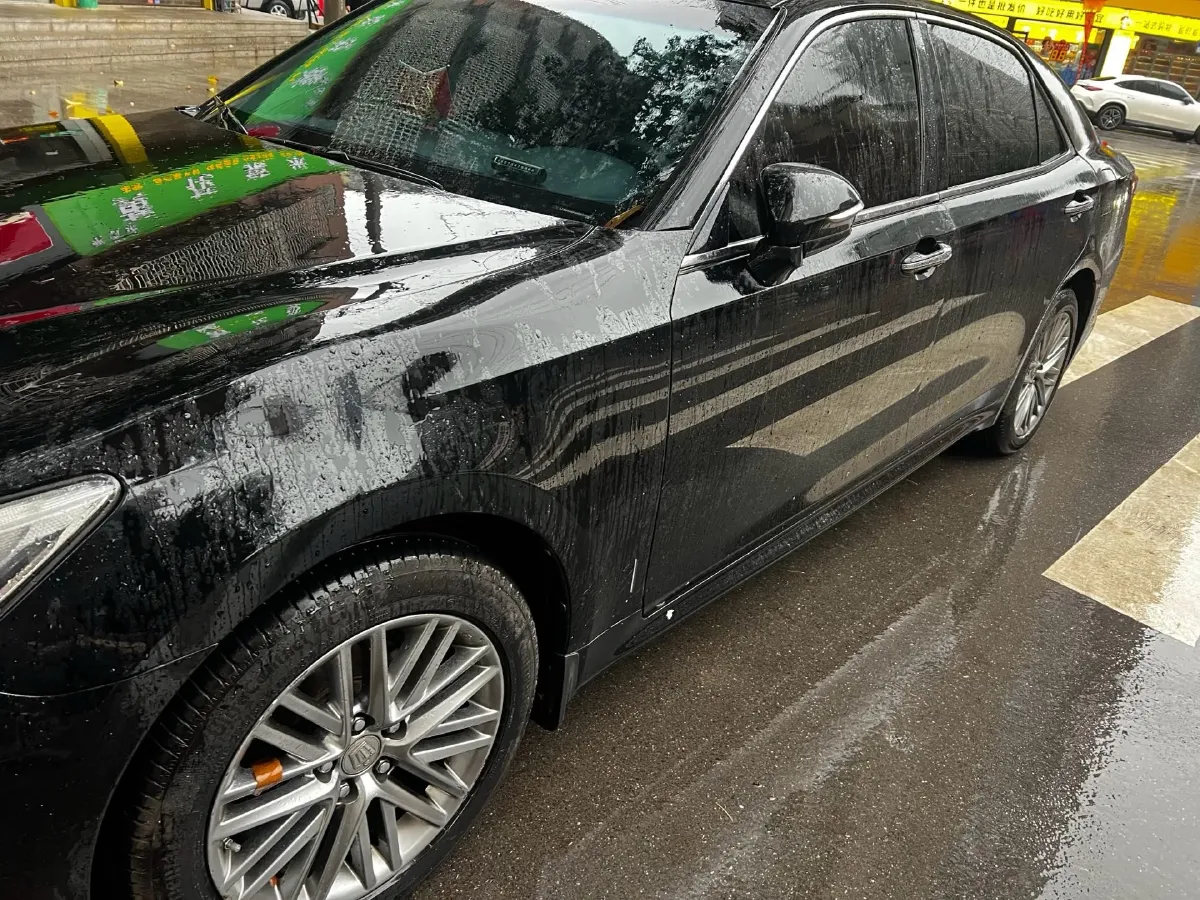 2017 Toyota Crown 2.0T 235HP L4 8AT,autocango,china used car exporter,china ev exporter,chinese used car exporter,chinese used ev exporter