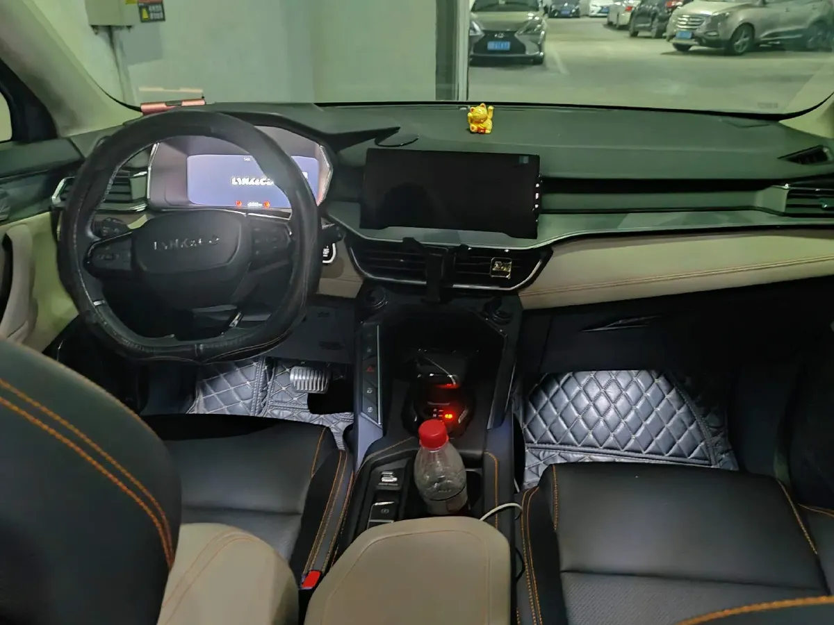 2022 Roewe i6 MAX BEV 61.1KWH,autocango,china used car exporter,china ev exporter,chinese used car exporter,chinese used ev exporter