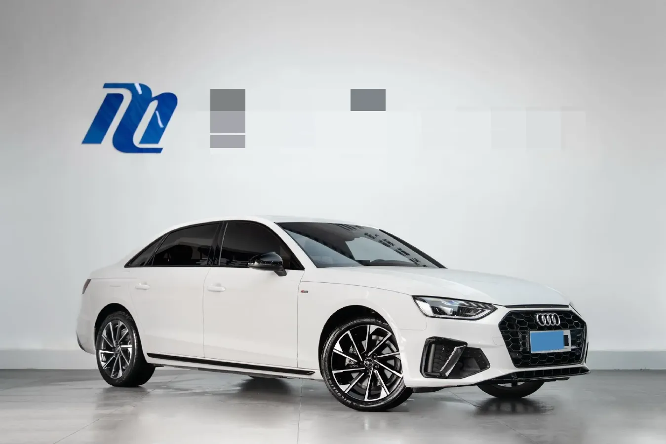 2023 Audi A4L 2.0T 190HP L4 7DCT,autocango,china used car exporter,china ev exporter,chinese used car exporter,chinese used ev exporter