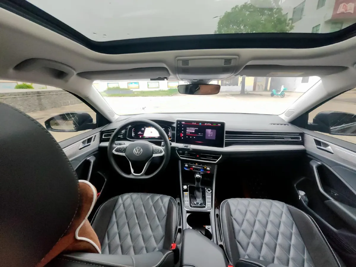 2023 Volkswagen Sagitar 1.5T 160HP L4 7DCT,autocango,china used car exporter,china ev exporter,chinese used car exporter,chinese used ev exporter