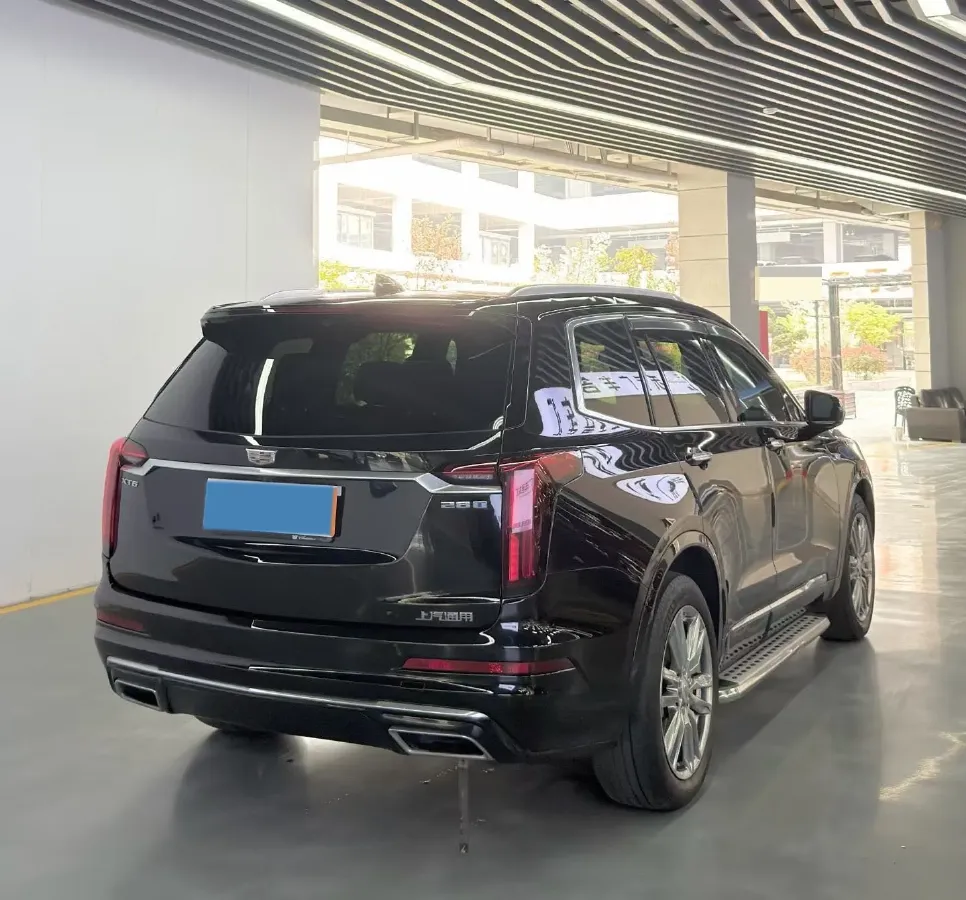 2022 Cadillac XT6 2.0T 237HP L4 9AT,autocango,china used car exporter,china ev exporter,chinese used car exporter,chinese used ev exporter