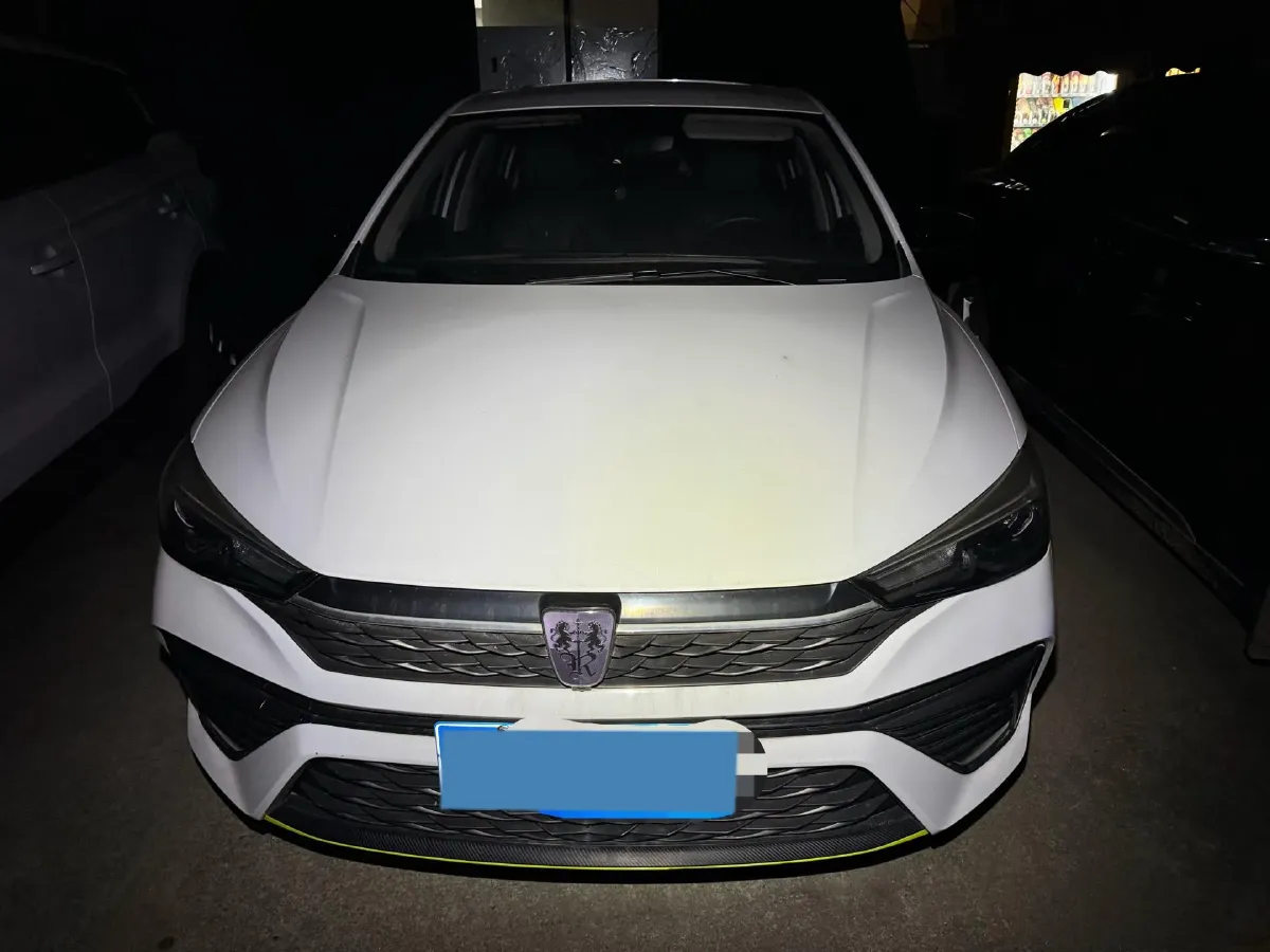 2021 Roewe i5 1.5L 120HP L4 CVT,autocango,china used car exporter,china ev exporter,chinese used car exporter,chinese used ev exporter