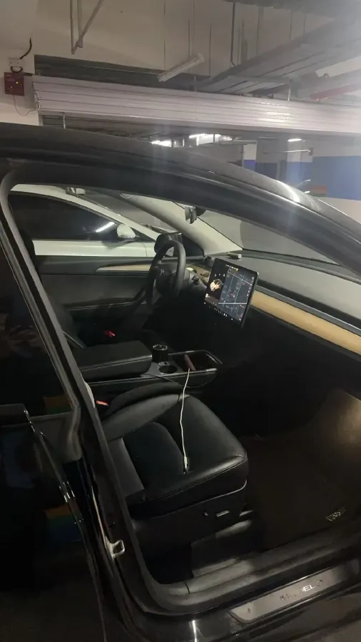 2021 Tesla Model Y BEV 60KWH,autocango,china used car exporter,china ev exporter,chinese used car exporter,chinese used ev exporter