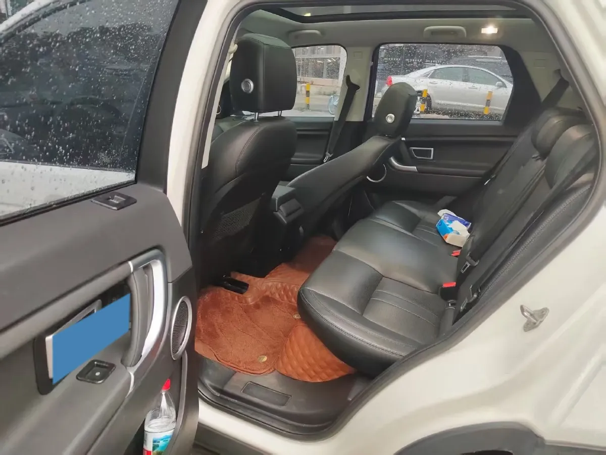 2018 Land Rover Discovery Sport 2.0T 241HP L4 9AT,autocango,china used car exporter,china ev exporter,chinese used car exporter,chinese used ev exporter