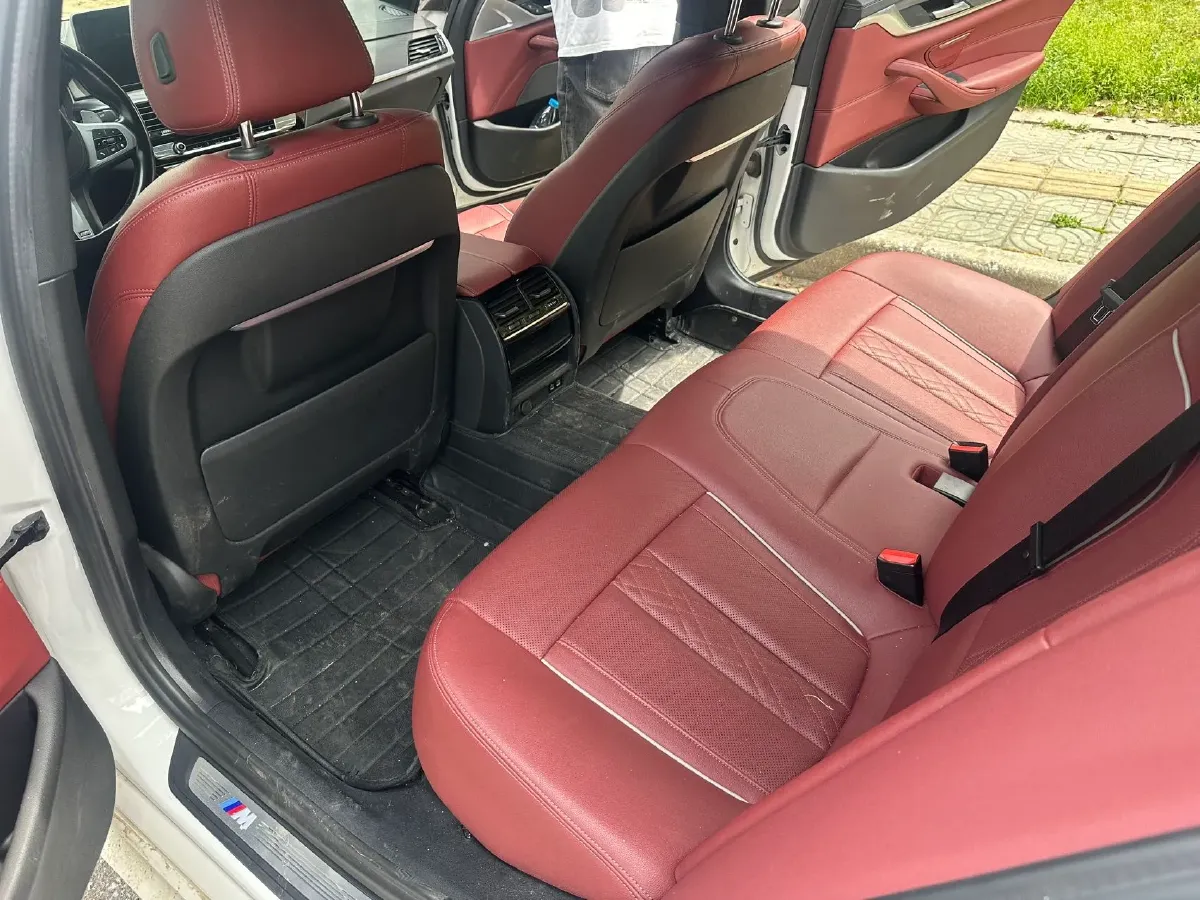 2021 BMW 5 Series 2.0T 252HP L4 8AT,autocango,china used car exporter,china ev exporter,chinese used car exporter,chinese used ev exporter