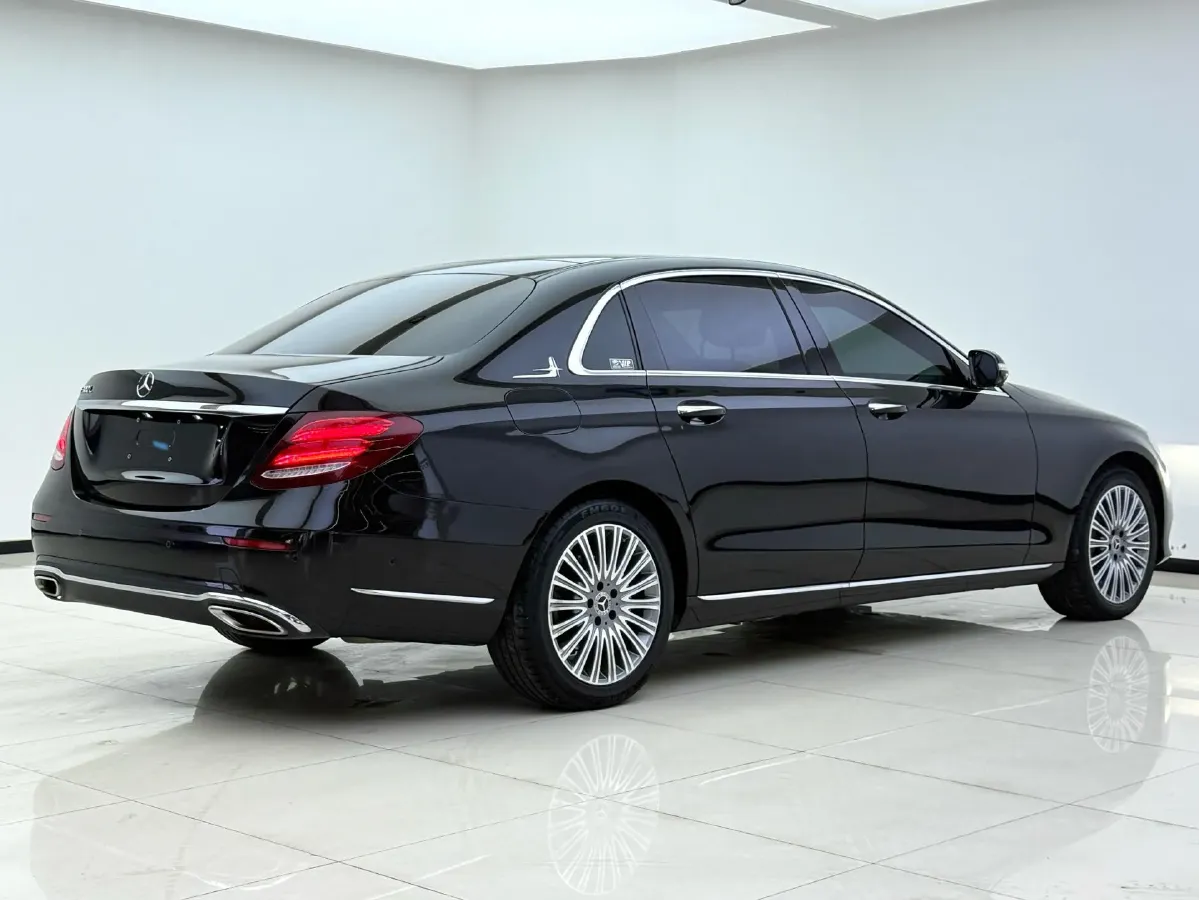 2020 Mercedes-Benz E Class 2.0T 258HP L4 9AT,autocango,china used car exporter,china ev exporter,chinese used car exporter,chinese used ev exporter