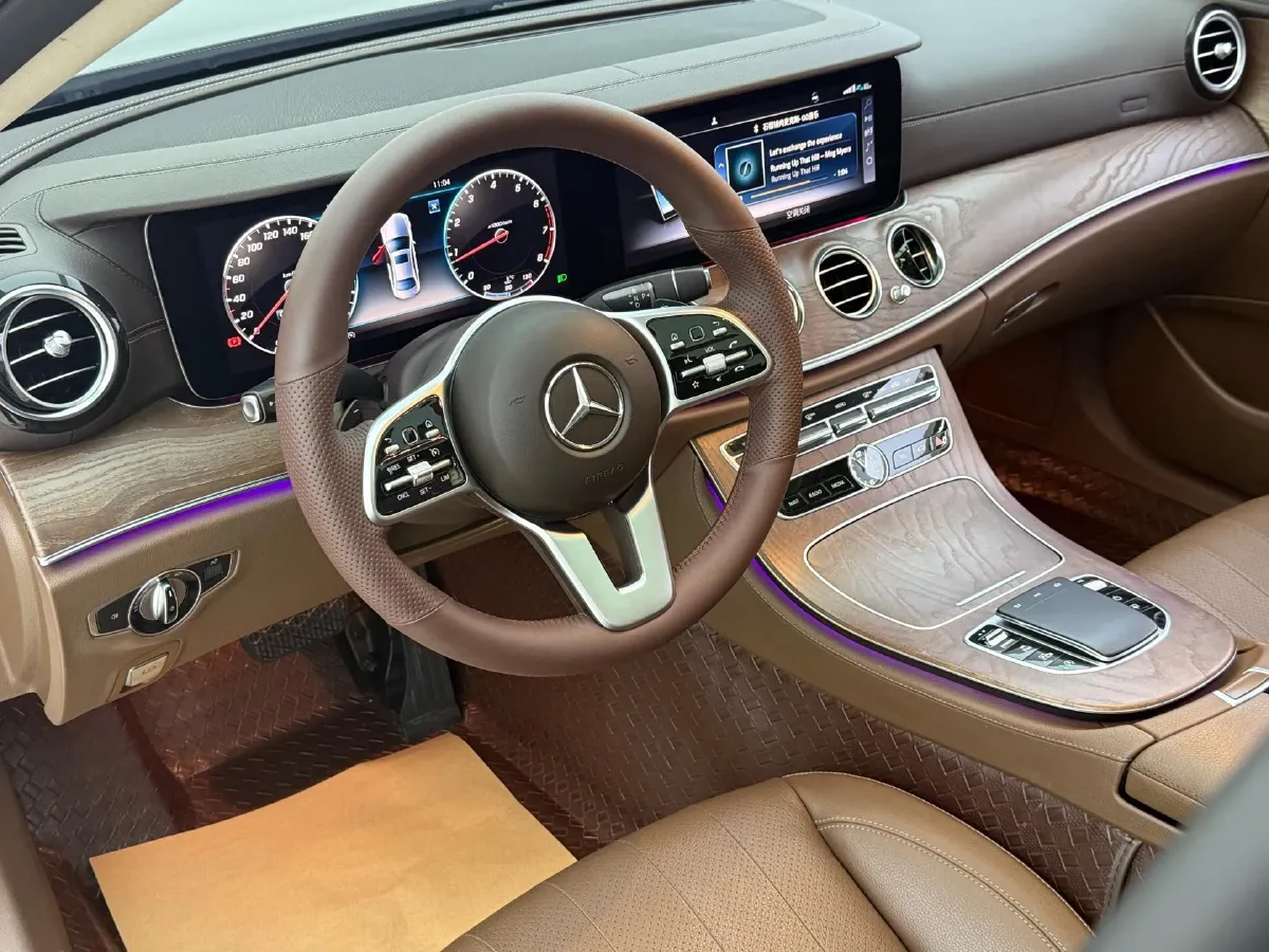 2020 Mercedes-Benz E Class 2.0T 258HP L4 9AT,autocango,china used car exporter,china ev exporter,chinese used car exporter,chinese used ev exporter
