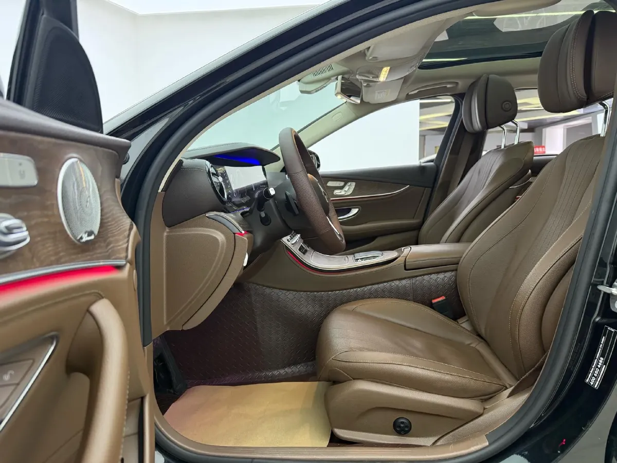 2020 Mercedes-Benz E Class 2.0T 258HP L4 9AT,autocango,china used car exporter,china ev exporter,chinese used car exporter,chinese used ev exporter