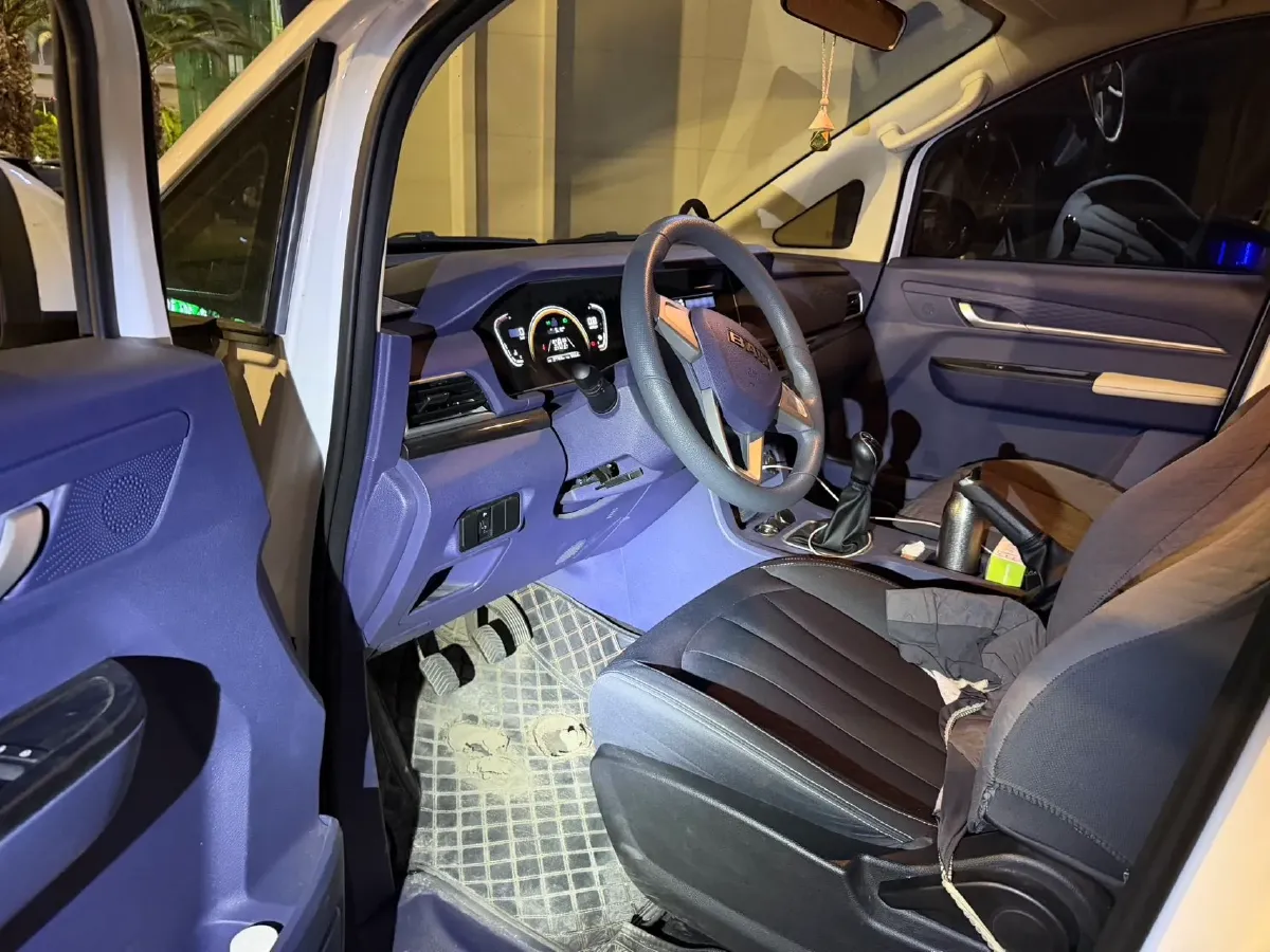 2024 BAW RuiSheng Trump M7 1.6L 124HP L4 5MT,autocango,china used car exporter,china ev exporter,chinese used car exporter,chinese used ev exporter