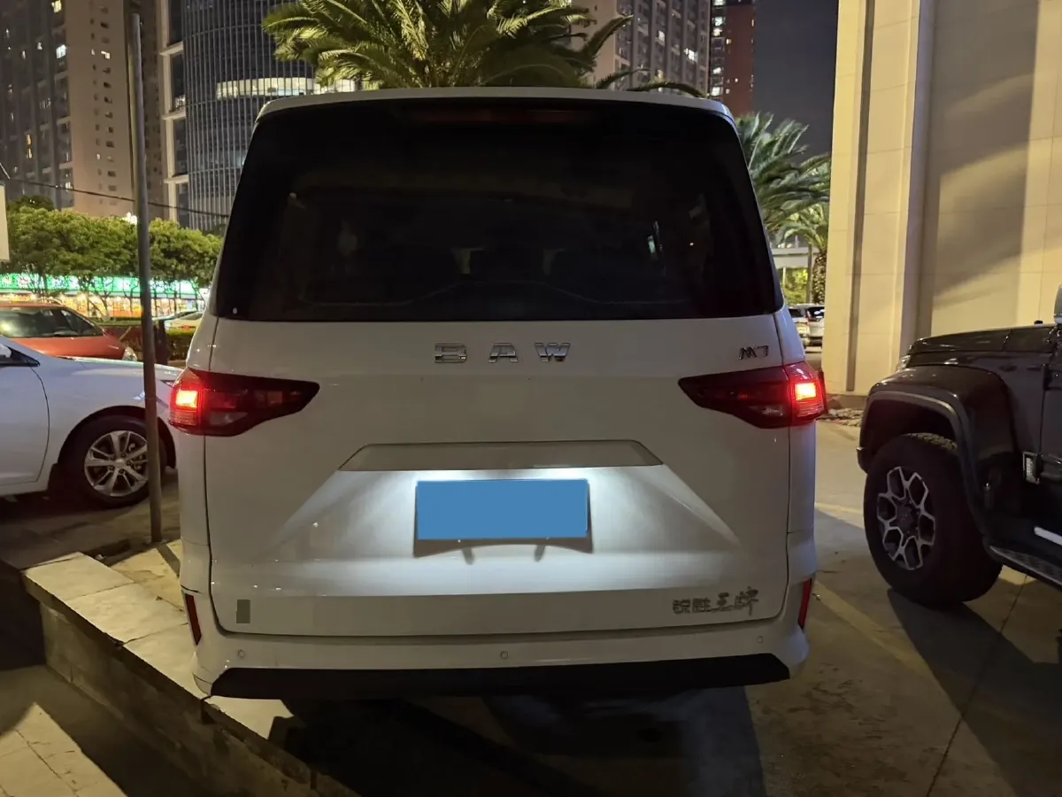 2024 BAW RuiSheng Trump M7 1.6L 124HP L4 5MT,autocango,china used car exporter,china ev exporter,chinese used car exporter,chinese used ev exporter