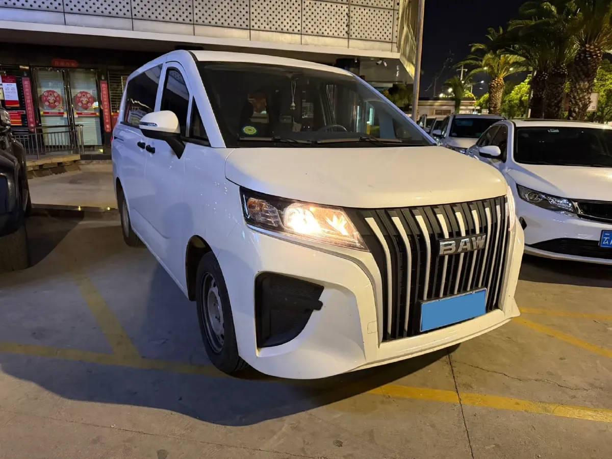 2024 BAW RuiSheng Trump M7 1.6L 124HP L4 5MT,autocango,china used car exporter,china ev exporter,chinese used car exporter,chinese used ev exporter