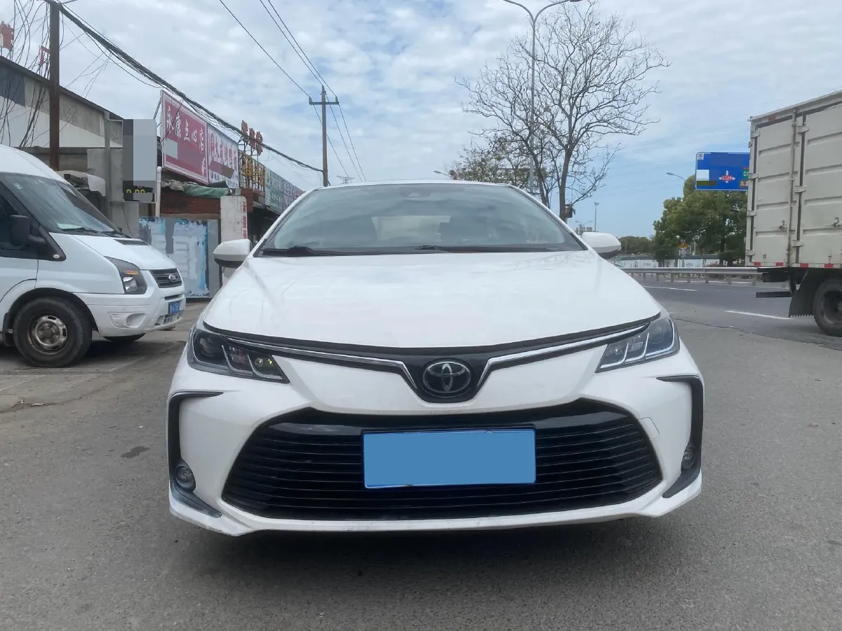 2019 Toyota Corolla 1.2T 116HP L4 CVT,autocango,china used car exporter,china ev exporter,chinese used car exporter,chinese used ev exporter