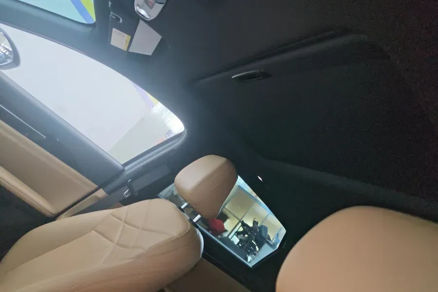 2024 Geely Galaxy L6 1.5T 163HP L4 3DHT PHEV,autocango,china used car exporter,china ev exporter,chinese used car exporter,chinese used ev exporter