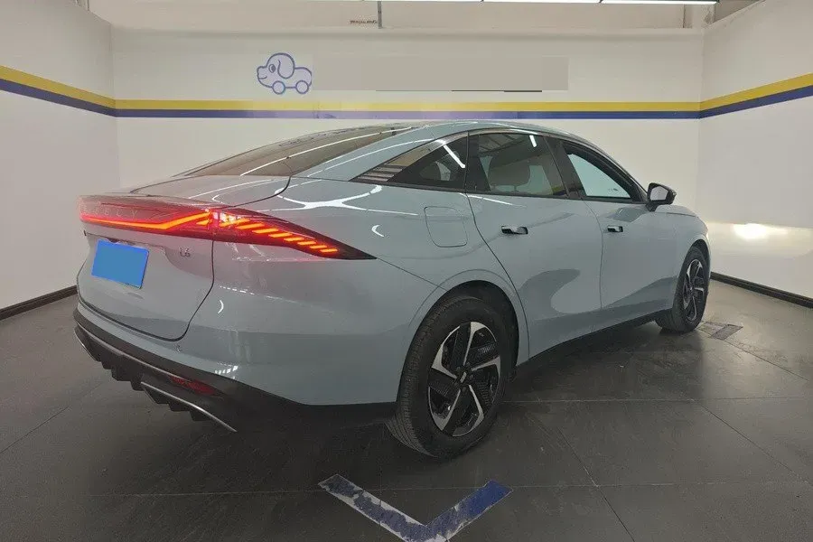 2024 Geely Galaxy L6 1.5T 163HP L4 3DHT PHEV,autocango,china used car exporter,china ev exporter,chinese used car exporter,chinese used ev exporter