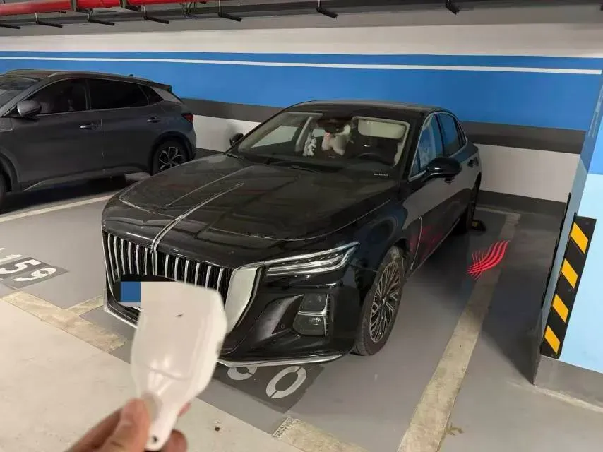 2024 HongQi H5 2.0T 224HP L4 8AT,autocango,china used car exporter,china ev exporter,chinese used car exporter,chinese used ev exporter