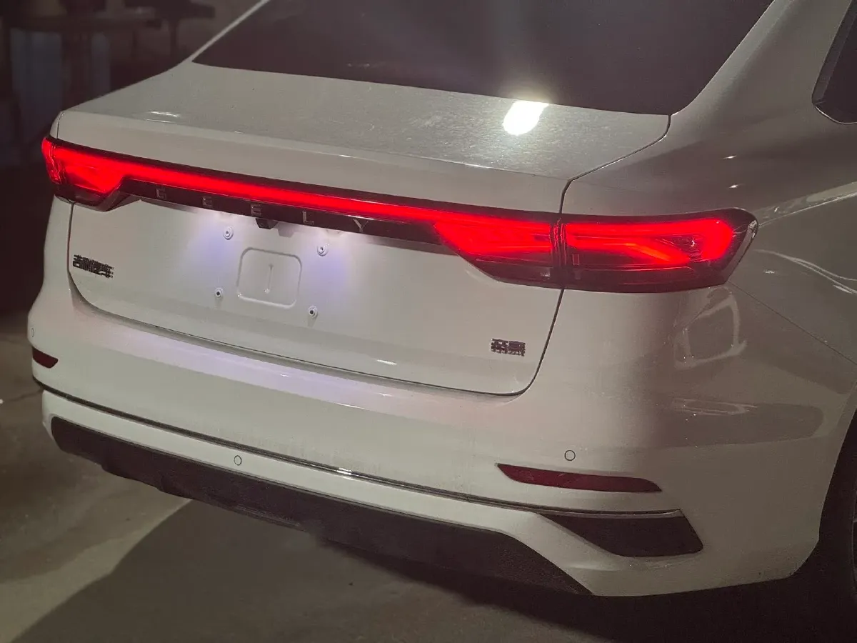 2022 Geely Emgrand 1.5L 114HP L4 CVT,autocango,china used car exporter,china ev exporter,chinese used car exporter,chinese used ev exporter