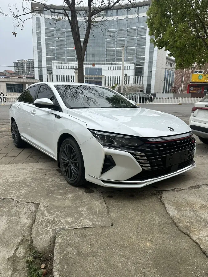 2021 DongFeng Aeolus YiXuan MAX 1.5T 190HP L4 7DCT,autocango,china used car exporter,china ev exporter,chinese used car exporter,chinese used ev exporter