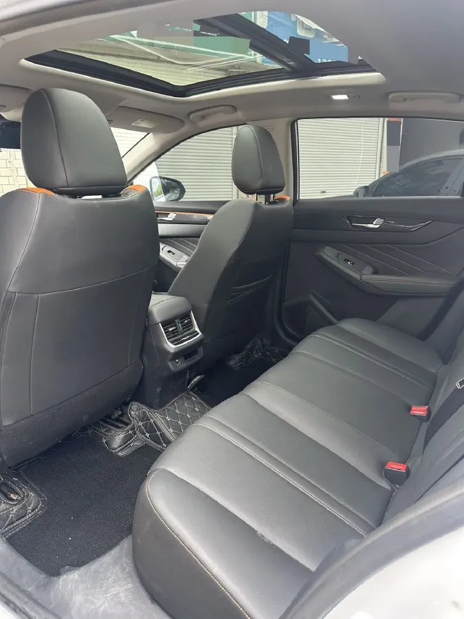 2021 DongFeng Aeolus YiXuan MAX 1.5T 190HP L4 7DCT,autocango,china used car exporter,china ev exporter,chinese used car exporter,chinese used ev exporter