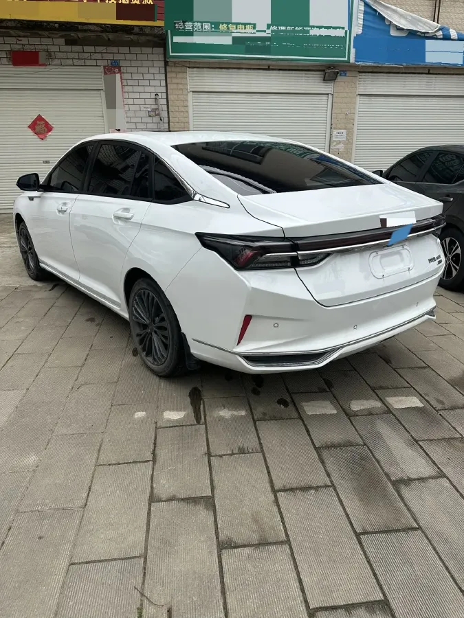 2021 DongFeng Aeolus YiXuan MAX 1.5T 190HP L4 7DCT,autocango,china used car exporter,china ev exporter,chinese used car exporter,chinese used ev exporter