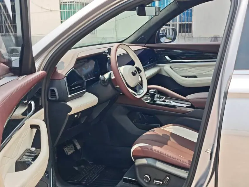 2021 Geely Monjaro 2.0T 218HP L4 7DCT,autocango,china used car exporter,china ev exporter,chinese used car exporter,chinese used ev exporter