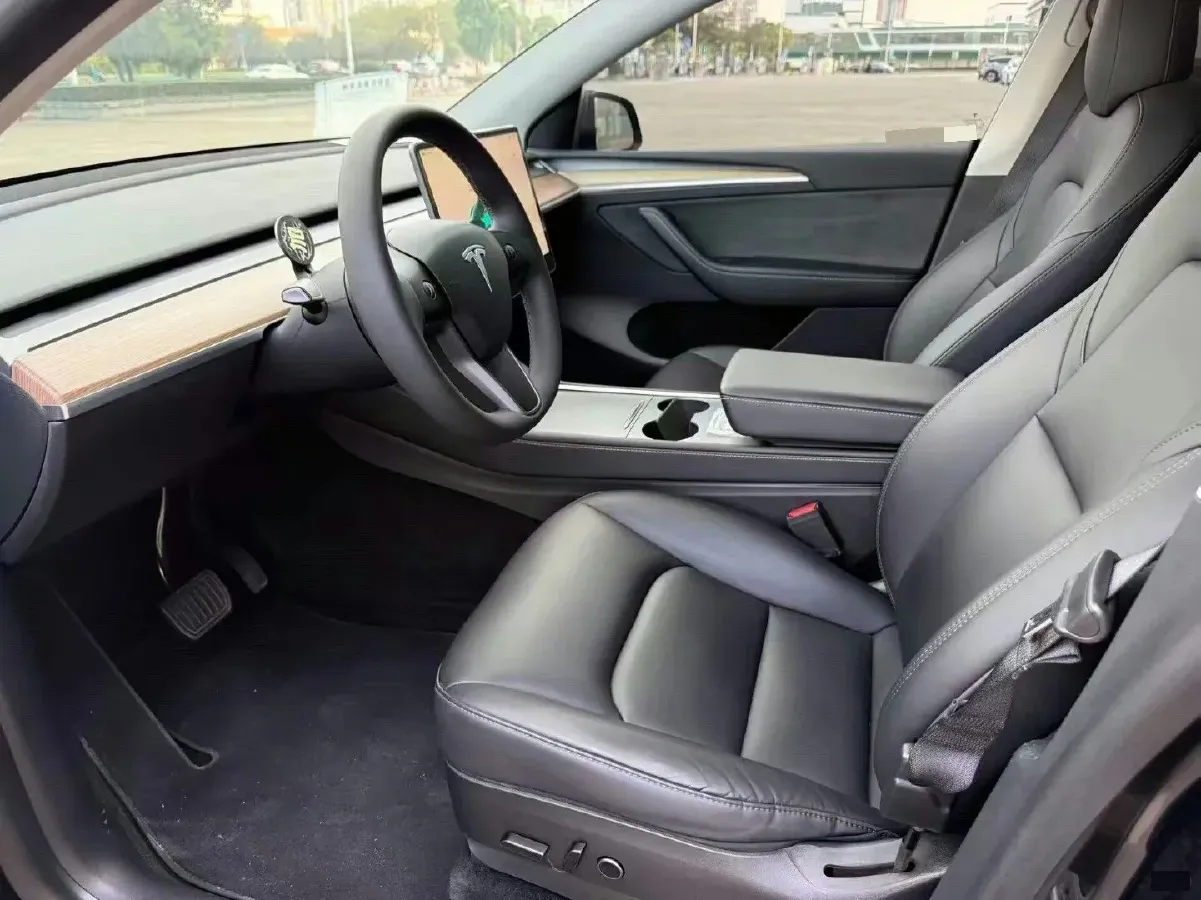 2022 Tesla Model Y BEV 60KWH,autocango,china used car exporter,china ev exporter,chinese used car exporter,chinese used ev exporter