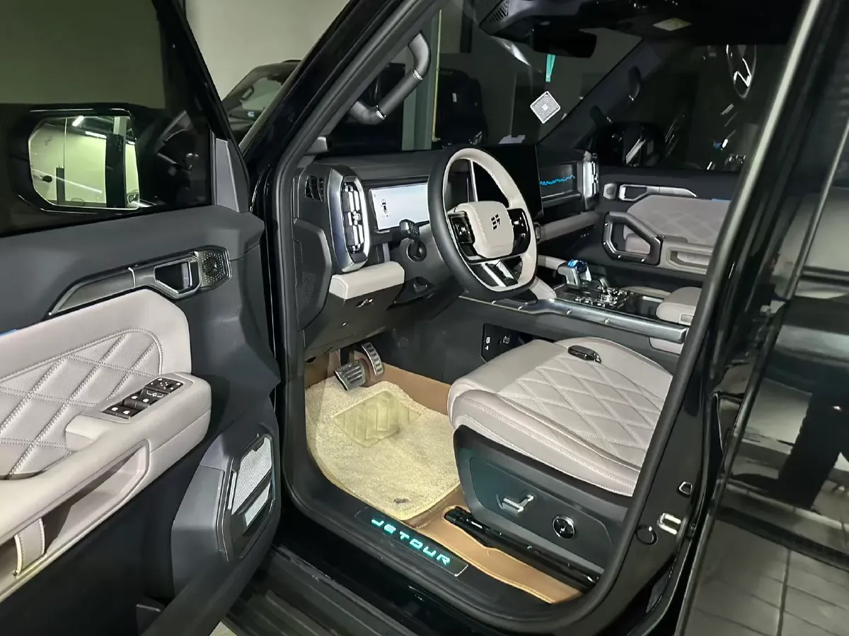 2026 Jetour ShanHai TravellerC-DM 1.5T 156HP L4 3DHT PHEV,autocango,china used car exporter,china ev exporter,chinese used car exporter,chinese used ev exporter