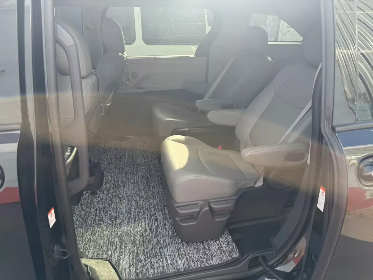 2024 Toyota Granvia 2.5L 189HP L4 E-CVT Hybrid,autocango,china used car exporter,china ev exporter,chinese used car exporter,chinese used ev exporter