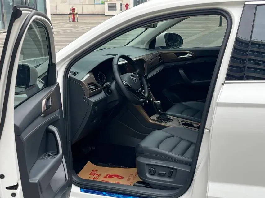 2020 Volkswagen Tharu 1.4T 150HP L4 7DCT,autocango,china used car exporter,china ev exporter,chinese used car exporter,chinese used ev exporter