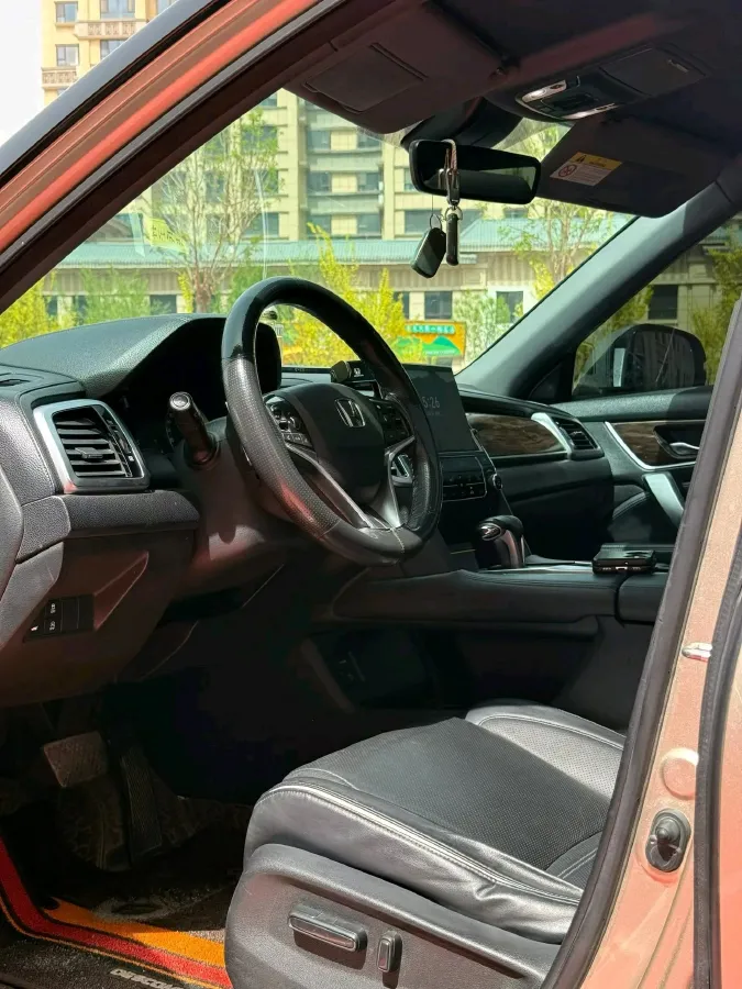 2017 Honda UR-V 1.5T 193HP L4 CVT,autocango,china used car exporter,china ev exporter,chinese used car exporter,chinese used ev exporter