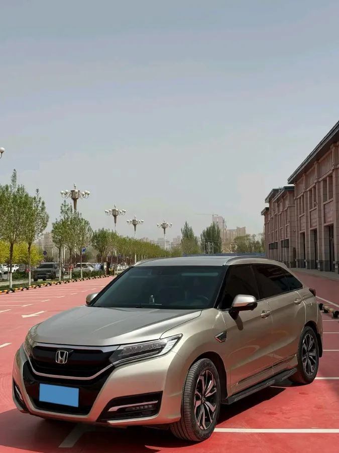 2017 Honda UR-V 1.5T 193HP L4 CVT,autocango,china used car exporter,china ev exporter,chinese used car exporter,chinese used ev exporter