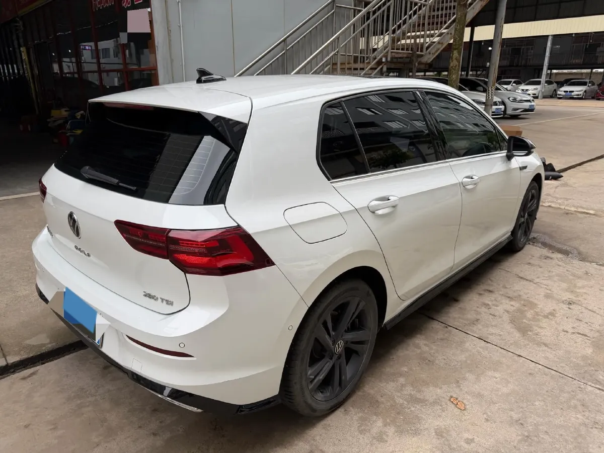 2023 Volkswagen Golf 1.4T 150HP L4 7DCT,autocango,china used car exporter,china ev exporter,chinese used car exporter,chinese used ev exporter