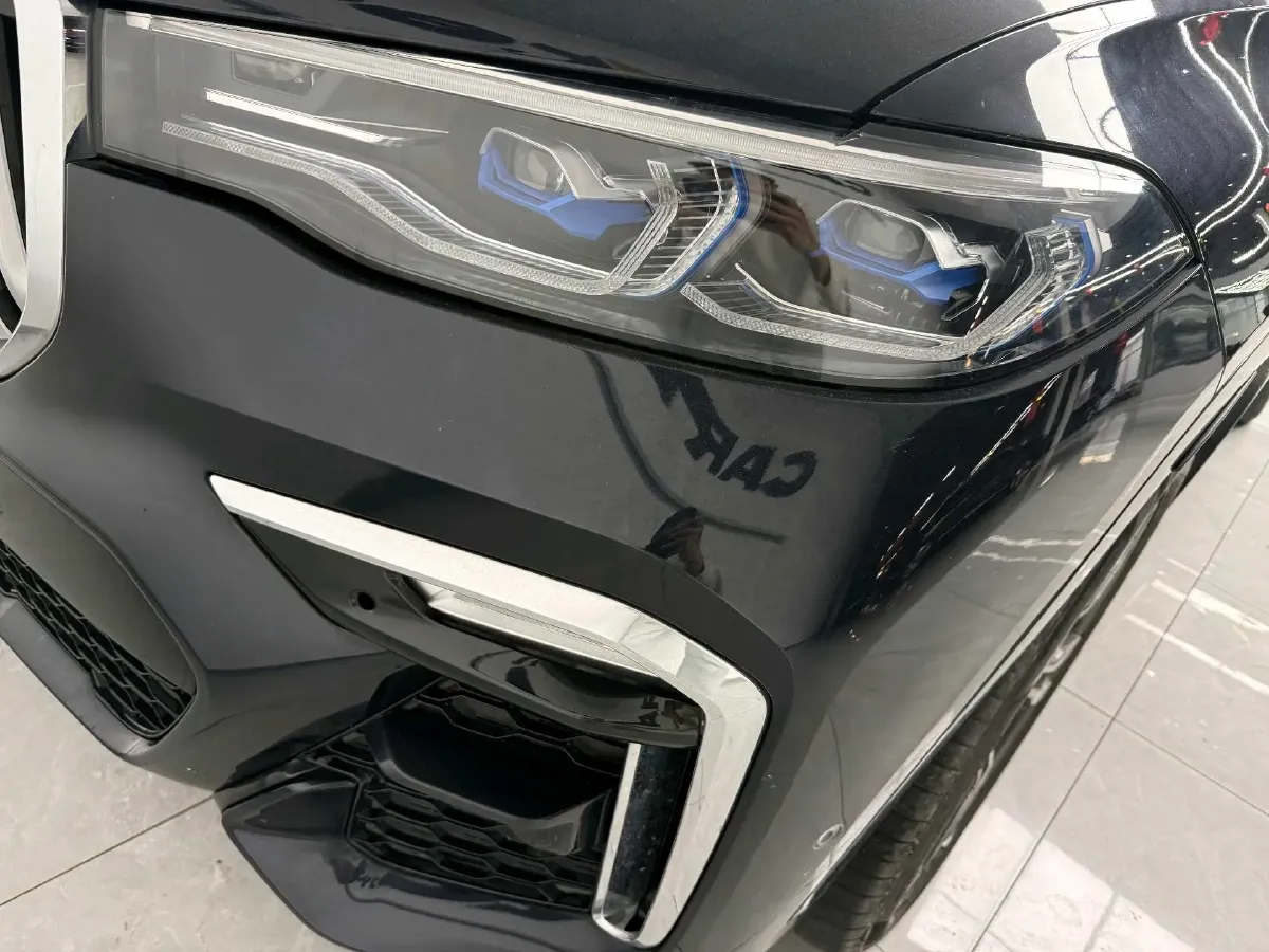 2021 BMW X7 3.0T 340HP L6 8AT,autocango,china used car exporter,china ev exporter,chinese used car exporter,chinese used ev exporter