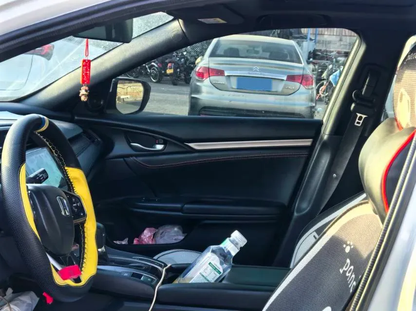 2021 Honda Civic 1.5T 177HP L4 CVT,autocango,china used car exporter,china ev exporter,chinese used car exporter,chinese used ev exporter