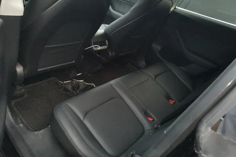 2021 Tesla Model Y BEV 60KWH,autocango,china used car exporter,china ev exporter,chinese used car exporter,chinese used ev exporter