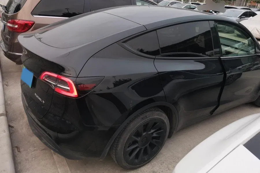 2021 Tesla Model Y BEV 60KWH,autocango,china used car exporter,china ev exporter,chinese used car exporter,chinese used ev exporter