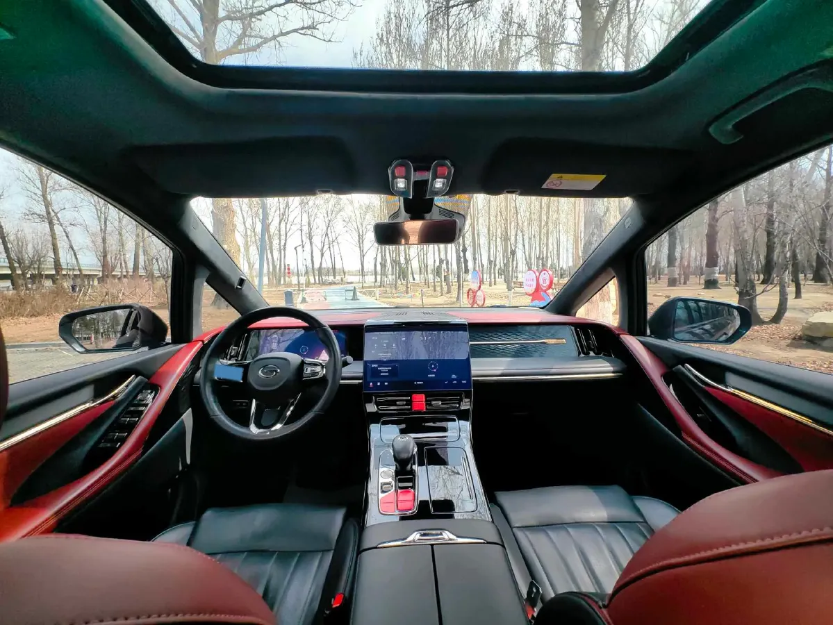 2023 GAC Trumpchi M8 2.0T 190HP L4 E-CVT Hybrid,autocango,china used car exporter,china ev exporter,chinese used car exporter,chinese used ev exporter