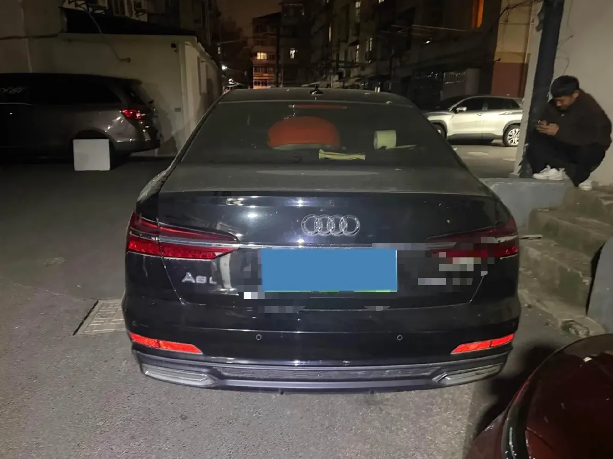 2020 Audi A6L 2.0T 252HP L4 7DCT PHEV 14.1KWH,autocango,china used car exporter,china ev exporter,chinese used car exporter,chinese used ev exporter