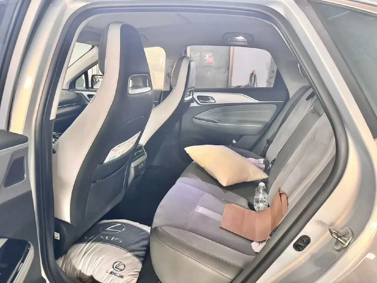 2022 LYNK&CO 02 2.0T 190HP L4 7DCT,autocango,china used car exporter,china ev exporter,chinese used car exporter,chinese used ev exporter