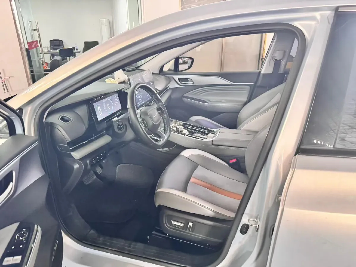 2022 LYNK&CO 02 2.0T 190HP L4 7DCT,autocango,china used car exporter,china ev exporter,chinese used car exporter,chinese used ev exporter