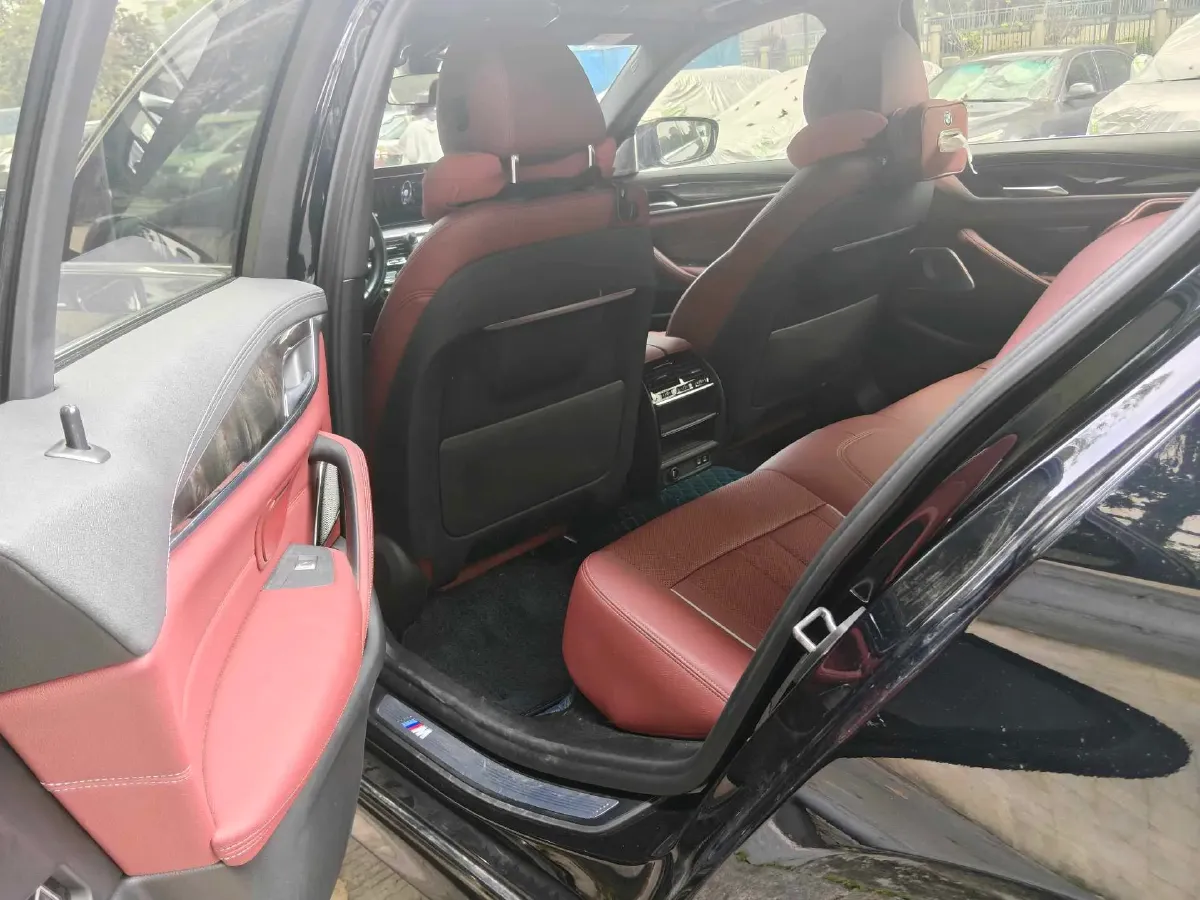 2021 BMW 5 Series 2.0T 184HP L4 8AT,autocango,china used car exporter,china ev exporter,chinese used car exporter,chinese used ev exporter