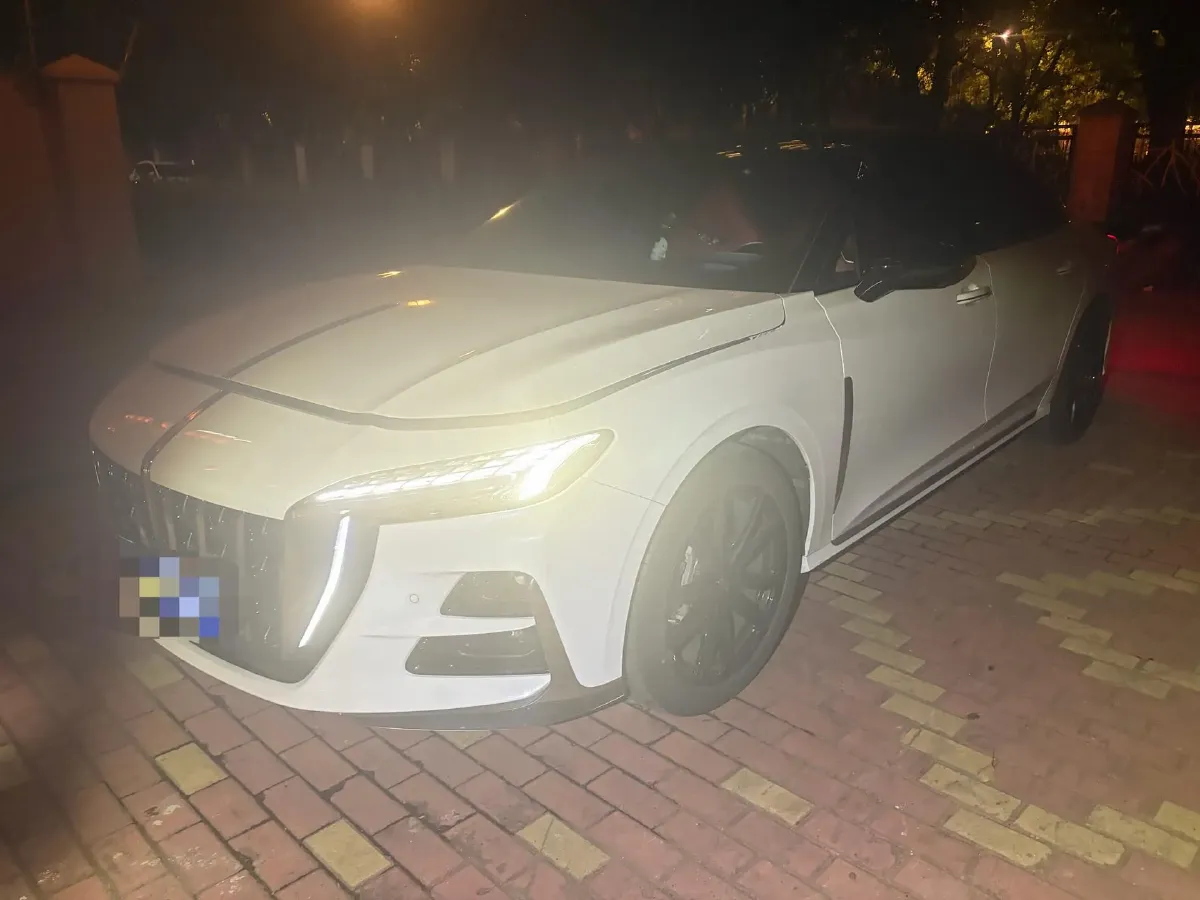 2025 HongQi H6 2.0T 252HP L4 8AT,autocango,china used car exporter,china ev exporter,chinese used car exporter,chinese used ev exporter