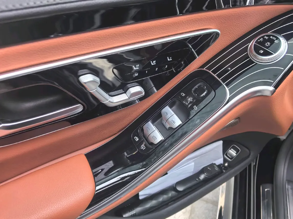 2023 Mercedes-Benz S Class 2.5T 367HP L6 9AT,autocango,china used car exporter,china ev exporter,chinese used car exporter,chinese used ev exporter