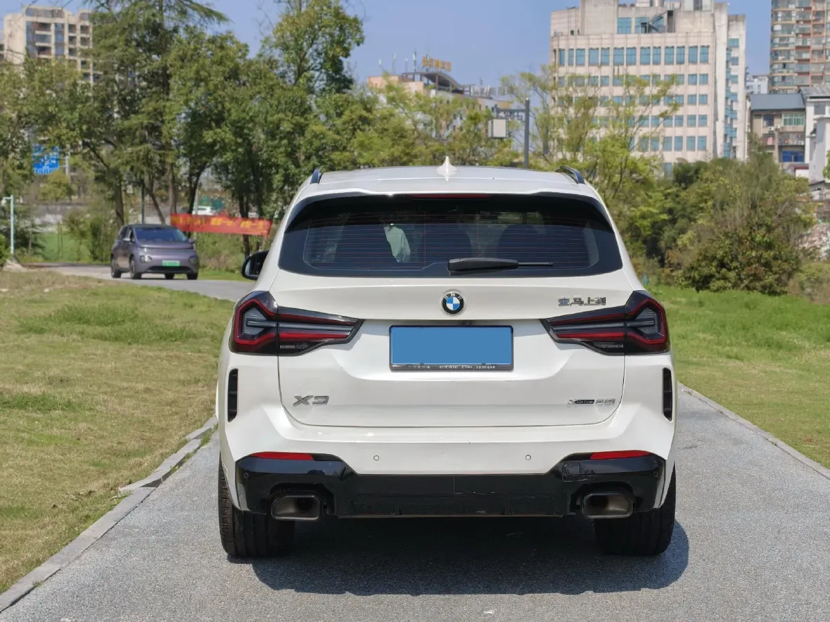 2022 BMW X3 2.0T 252HP L4 8AT,autocango,china used car exporter,china ev exporter,chinese used car exporter,chinese used ev exporter