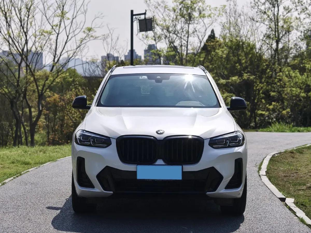2022 BMW X3 2.0T 252HP L4 8AT,autocango,china used car exporter,china ev exporter,chinese used car exporter,chinese used ev exporter