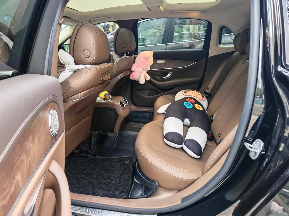 2020 Mercedes-Benz E Class 2.0T 258HP L4 9AT,autocango,china used car exporter,china ev exporter,chinese used car exporter,chinese used ev exporter