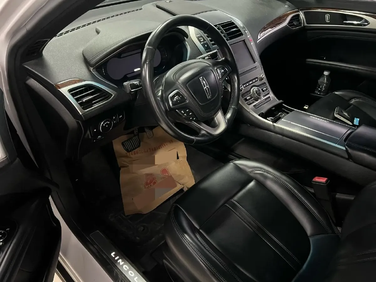 2019 BMW X2 1.5T 140HP L3 7DCT,autocango,china used car exporter,china ev exporter,chinese used car exporter,chinese used ev exporter