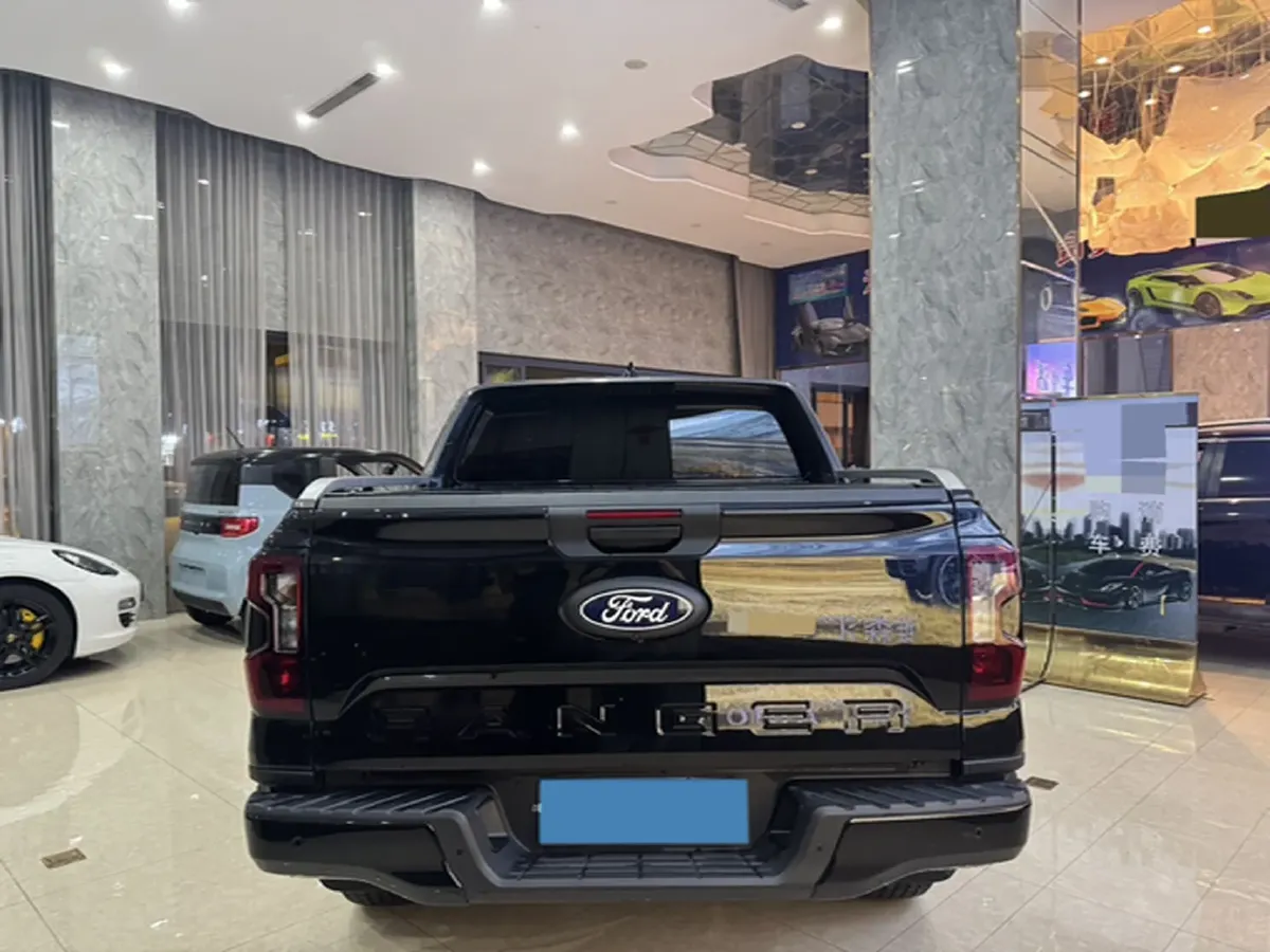 2023 Ford Ranger 2.3T 186HP L4 8AT,autocango,china used car exporter,china ev exporter,chinese used car exporter,chinese used ev exporter