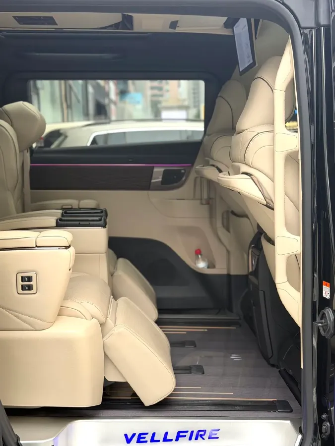 2024 Toyota Vellfire 2.5L 190HP L4 E-CVT Hybrid,autocango,china used car exporter,china ev exporter,chinese used car exporter,chinese used ev exporter